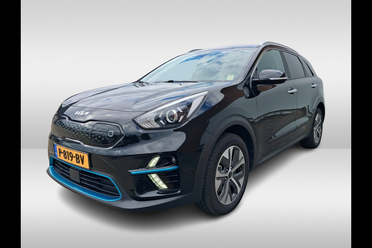 Kia e-Niro Edition 64 kWh / Camera / CarPlay / Keyless / Half leder / 17'' / Stuur+Stoelverwarming / DAB / ACC