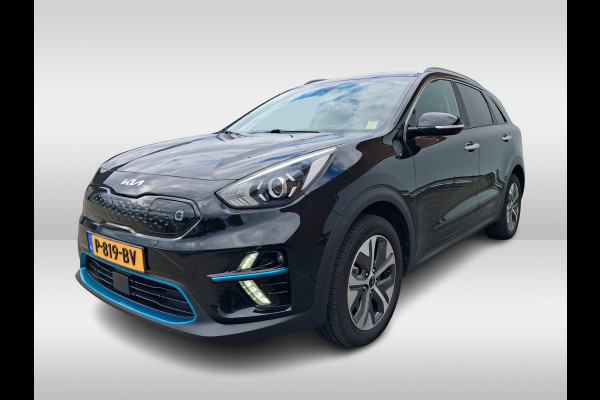Kia e-Niro Edition 64 kWh / Camera / CarPlay / Keyless / Half leder / 17'' / Stuur+Stoelverwarming / DAB / ACC