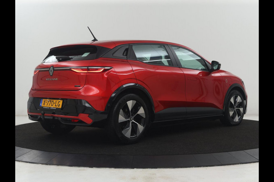 Renault Mégane E-Tech EV60 Optimum Charge Business Ed. Evolution | SOH 92.9% | Trekhaak | Stuur/stoel verwarming | Adaptive cruise | Camera | Carplay | Full LED | 18'' |
