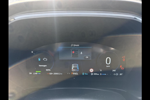 Ford Kuga 2.5 PHEV ST-Line 243pk | Wegklapbare trekhaak | Winter Pack | Camera | Navigatie | 2.100kg Trekgewicht