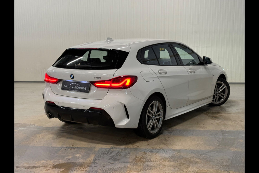 BMW 1-serie 118i Executive Edition | NAP | M-SPORT | SHADOW LINE | VIRTUAL DASH