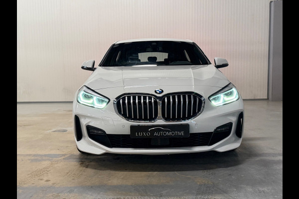 BMW 1-serie 118i Executive Edition | NAP | M-SPORT | SHADOW LINE | VIRTUAL DASH