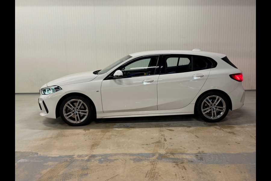 BMW 1-serie 118i Executive Edition | NAP | M-SPORT | SHADOW LINE | VIRTUAL DASH