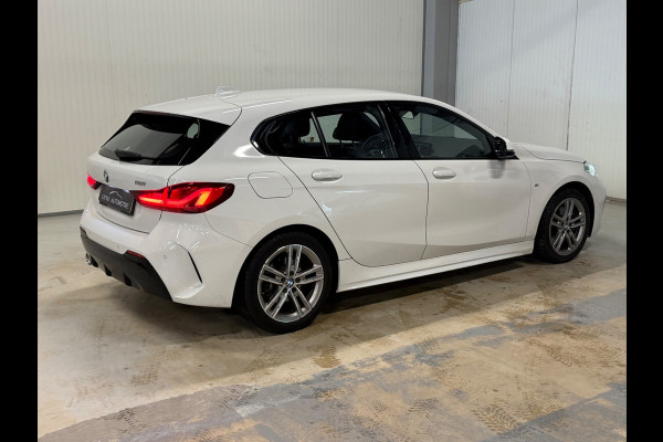 BMW 1-serie 118i Executive Edition | NAP | M-SPORT | SHADOW LINE | VIRTUAL DASH