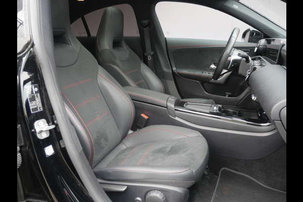 Mercedes-Benz CLA-Klasse 250e STAR ED. AMG | PANORAMA | WIDESCREEN | ACC | SFEER | NL-AUTO!!