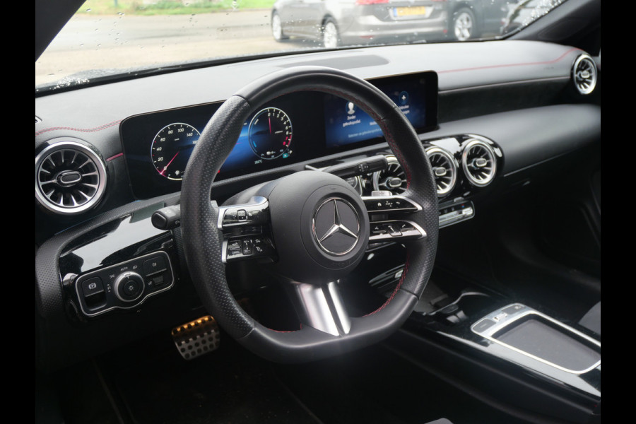 Mercedes-Benz CLA-Klasse 250e STAR ED. AMG | PANORAMA | WIDESCREEN | ACC | SFEER | NL-AUTO!!