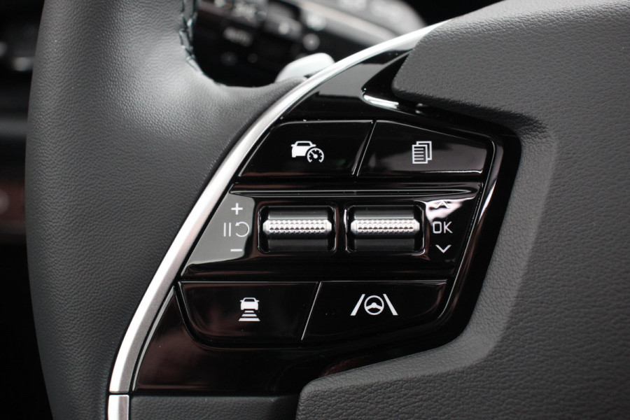 Kia Niro EV DynamicPlusLine 64.8 kWh Navigatie Half Leder Schuif-kantel dak Electrische bedienbare achterklep DAB Led Camera