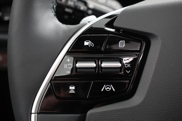 Kia Niro EV DynamicPlusLine 64.8 kWh Navigatie Half Leder Schuif-kantel dak Electrische bedienbare achterklep DAB Led Camera