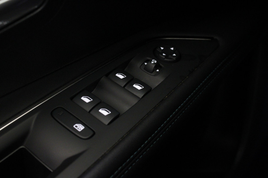 Peugeot 3008 1.2 PureTech Allure |Navi|Camera|