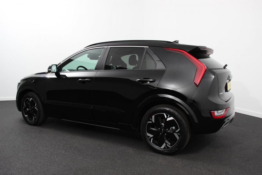 Kia Niro EV ExecutiveLine 64.8 kWh Navigatie Half Leder Schuif-kantel dak Elektrische bedienbare achterklep DAB Led Camera