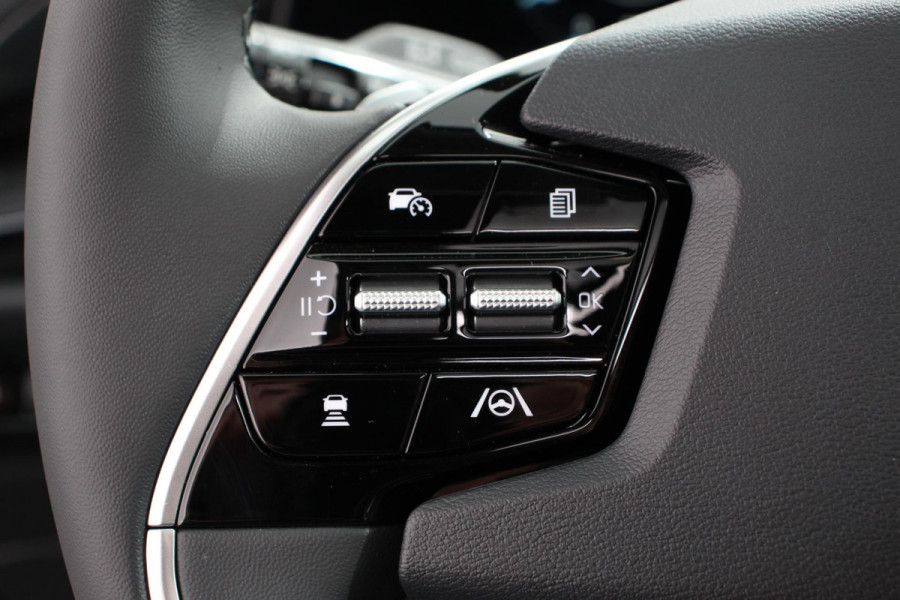 Kia Niro EV DynamicPlusLine 64.8 kWh Nieuw Model! Navigatie Half Leder Schuif-kantel dak Electrisch bedienbare achterklep DAB Led Camera