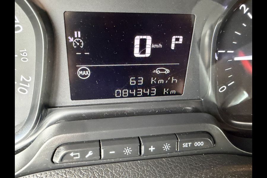 Peugeot Expert 2.0 BlueHDI 177pk automaat S&S L3H1 DC 5 persoons / vaste prijs rijklaar € 27.950 ex btw / lease vanaf € 456 / dubbele schuifdeur / euro 6 / bpm vrij / airco / cruise / navi / trekhaak !