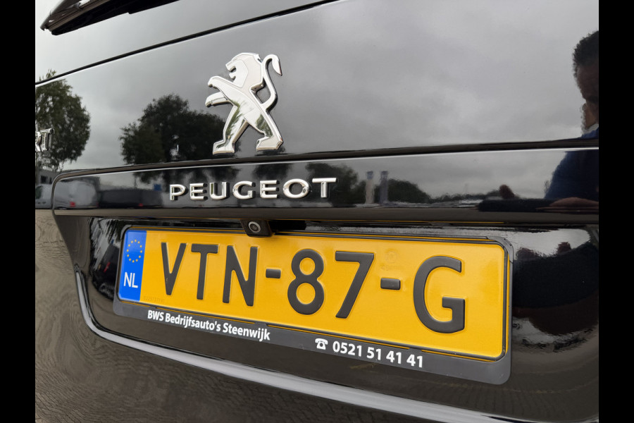 Peugeot Expert 2.0 BlueHDI 177pk automaat S&S L3H1 DC 5 persoons / vaste prijs rijklaar € 27.950 ex btw / lease vanaf € 456 / dubbele schuifdeur / euro 6 / bpm vrij / airco / cruise / navi / trekhaak !
