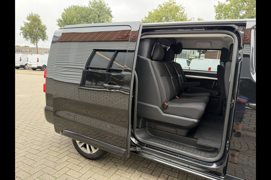 Peugeot Expert 2.0 BlueHDI 177pk automaat S&S L3H1 DC 5 persoons / vaste prijs rijklaar € 27.950 ex btw / lease vanaf € 456 / dubbele schuifdeur / euro 6 / bpm vrij / airco / cruise / navi / trekhaak !