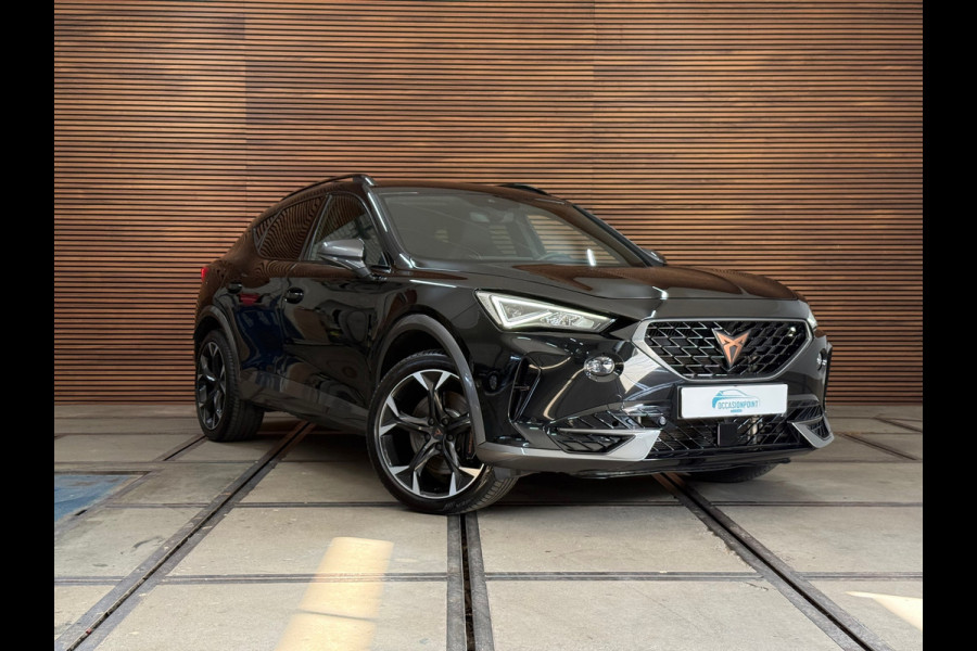 CUPRA Formentor 1.4 e-Hybrid VZ Performance | 245PK | 19” |CAMERA | CARPLAY | MATRIX LED |WINTERPACK | KUIPSTOELEN