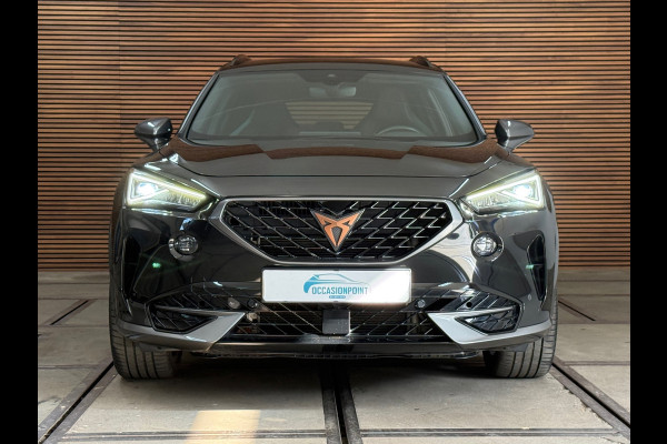 CUPRA Formentor 1.4 e-Hybrid VZ Performance | 245PK | 19” |CAMERA | CARPLAY | MATRIX LED |WINTERPACK | KUIPSTOELEN