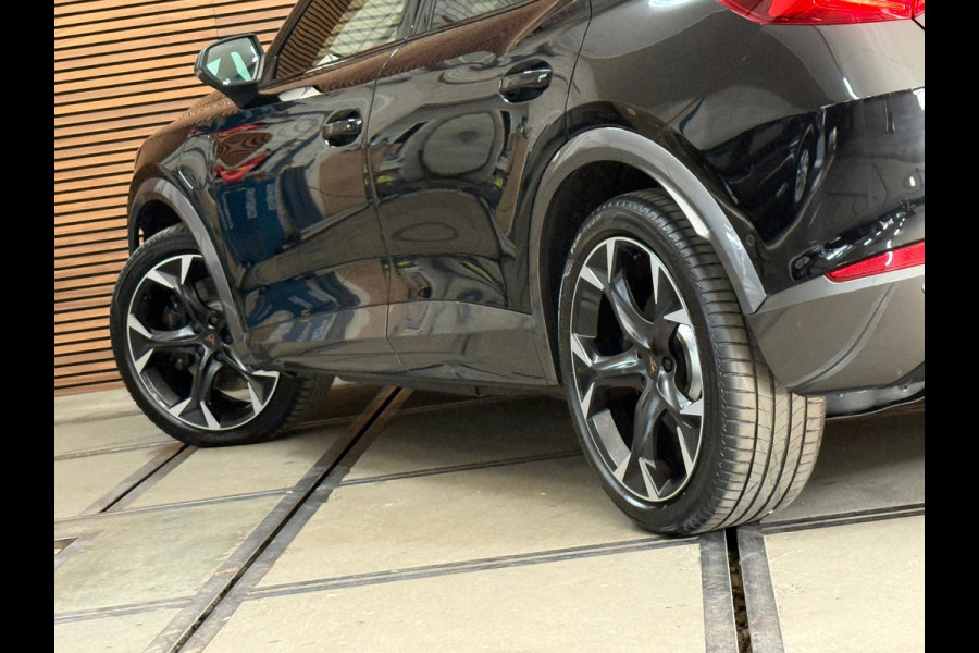 CUPRA Formentor 1.4 e-Hybrid VZ Performance | 245PK | 19” |CAMERA | CARPLAY | MATRIX LED |WINTERPACK | KUIPSTOELEN
