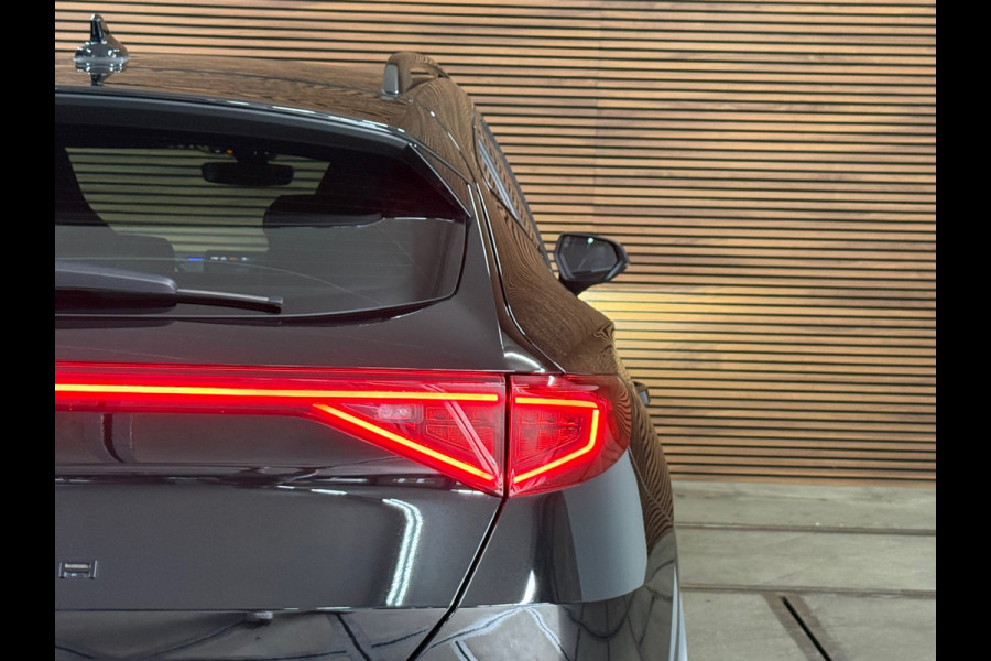 CUPRA Formentor 1.4 e-Hybrid VZ Performance | 245PK | 19” |CAMERA | CARPLAY | MATRIX LED |WINTERPACK | KUIPSTOELEN