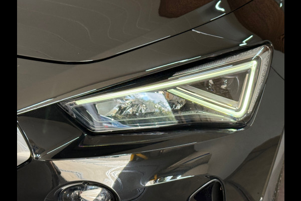 CUPRA Formentor 1.4 e-Hybrid VZ Performance | 245PK | 19” |CAMERA | CARPLAY | MATRIX LED |WINTERPACK | KUIPSTOELEN