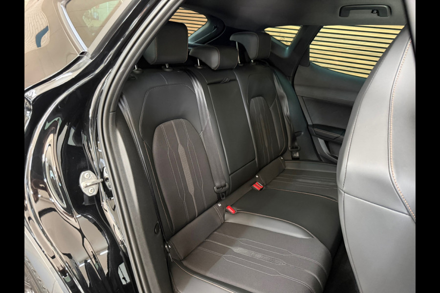 CUPRA Formentor 1.4 e-Hybrid VZ Performance | 245PK | 19” |CAMERA | CARPLAY | MATRIX LED |WINTERPACK | KUIPSTOELEN