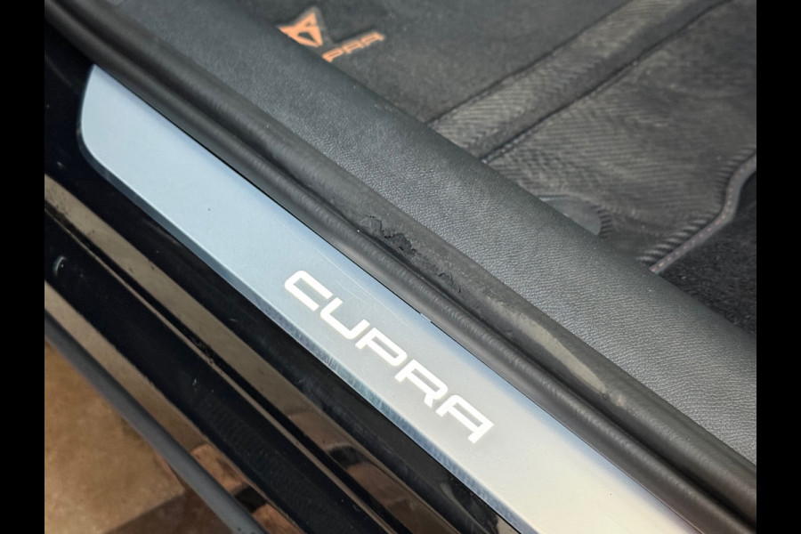 CUPRA Formentor 1.4 e-Hybrid VZ Performance | 245PK | 19” |CAMERA | CARPLAY | MATRIX LED |WINTERPACK | KUIPSTOELEN