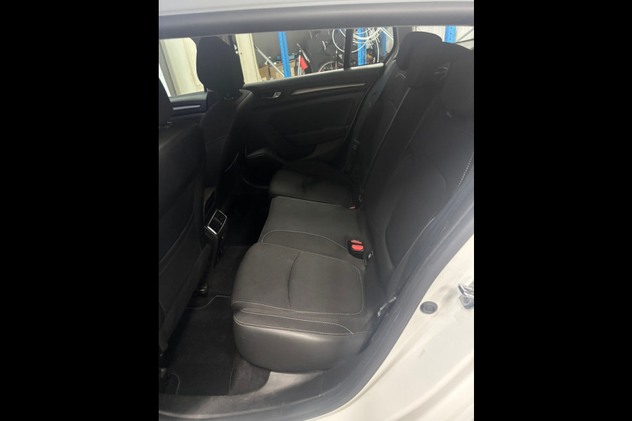 Renault Mégane Estate 1.0 TCe Clima | Cruise | Navi | PDC | Trekhaak