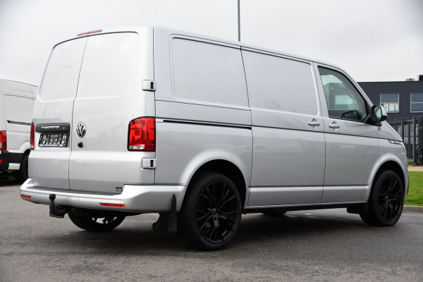 Volkswagen Transporter 2.0 TDI L1H1 30 Bulli MARGE! Virtual, Cruise, LED, Camera, 150pk, Sensoren, NAVI, Automaat, Multimedia, Uniek!
