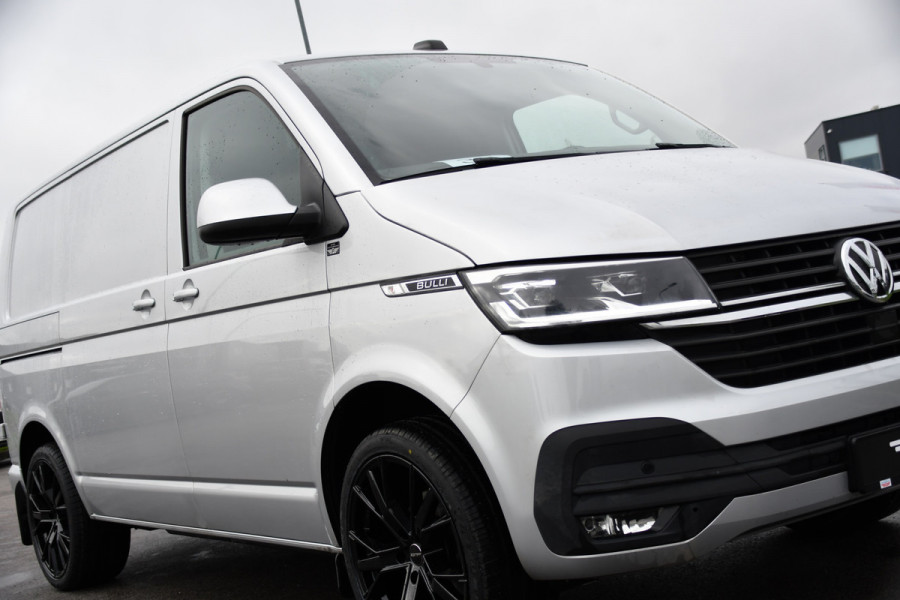 Volkswagen Transporter 2.0 TDI L1H1 30 Bulli MARGE! Virtual, Cruise, LED, Camera, 150pk, Sensoren, NAVI, Automaat, Multimedia, Uniek!