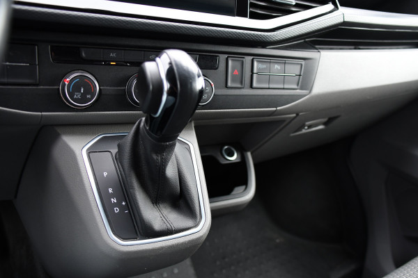 Volkswagen Transporter 2.0 TDI L1H1 30 Bulli MARGE! Virtual, Cruise, LED, Camera, 150pk, Sensoren, NAVI, Automaat, Multimedia, Uniek!