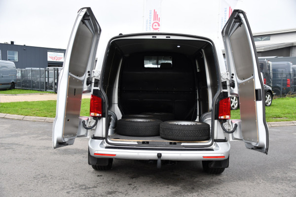 Volkswagen Transporter 2.0 TDI L1H1 30 Bulli MARGE! Virtual, Cruise, LED, Camera, 150pk, Sensoren, NAVI, Automaat, Multimedia, Uniek!