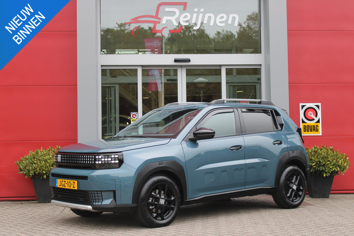 Fiat Grande Panda 1.2 Hybrid 110PK ICON STYLE | APPLE CARPLAY/ANDROID AUTO | CRUISE CONTROL | PARKEERSENSOREN ACHTER | LED KOPLAMPEN | LICHTMETALEN VELGEN 16" | DAB+ RADIO | EXTRA GETINTE ACHTERRUITEN || ELEKTRISCHE RAMEN VOOR / ACHTER | CENTRALEVERGRENDELING  MET AFSTANDBEDIENING | WIND GELEIDERS OP DE RAMEN RONDOM | DAKRAILS |
