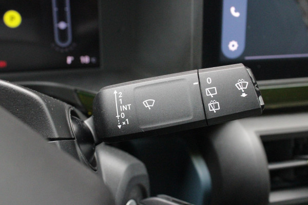 Fiat Grande Panda 1.2 Hybrid 110PK ICON STYLE | APPLE CARPLAY/ANDROID AUTO | CRUISE CONTROL | PARKEERSENSOREN ACHTER | LED KOPLAMPEN | LICHTMETALEN VELGEN 16" | DAB+ RADIO | EXTRA GETINTE ACHTERRUITEN || ELEKTRISCHE RAMEN VOOR / ACHTER | CENTRALEVERGRENDELING  MET AFSTANDBEDIENING | WIND GELEIDERS OP DE RAMEN RONDOM | DAKRAILS |