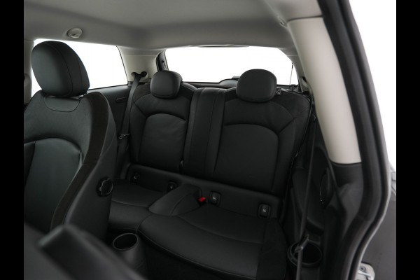 MINI Electric MINI Yours 33 kWh [3-Fase-11kW] {SoH-96%} (INCL-BTW) Aut. *HEATPUMP | LEATHER-ALCANTARA | FULL-LED | NAVI-FULLMAP | SPORTSEATS | AMBIENTLIGHT | DIGI-COCKPIT | DAB+ | ECC | PDC | CRUISE | 16''ALU*
