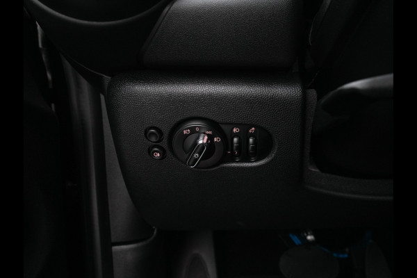 MINI Electric MINI Yours 33 kWh [3-Fase-11kW] {SoH-96%} (INCL-BTW) Aut. *HEATPUMP | LEATHER-ALCANTARA | FULL-LED | NAVI-FULLMAP | SPORTSEATS | AMBIENTLIGHT | DIGI-COCKPIT | DAB+ | ECC | PDC | CRUISE | 16''ALU*