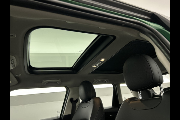 MINI 5-deurs 1.5 Cooper Camden /Panodak/Leder/Carplay/Cruise control