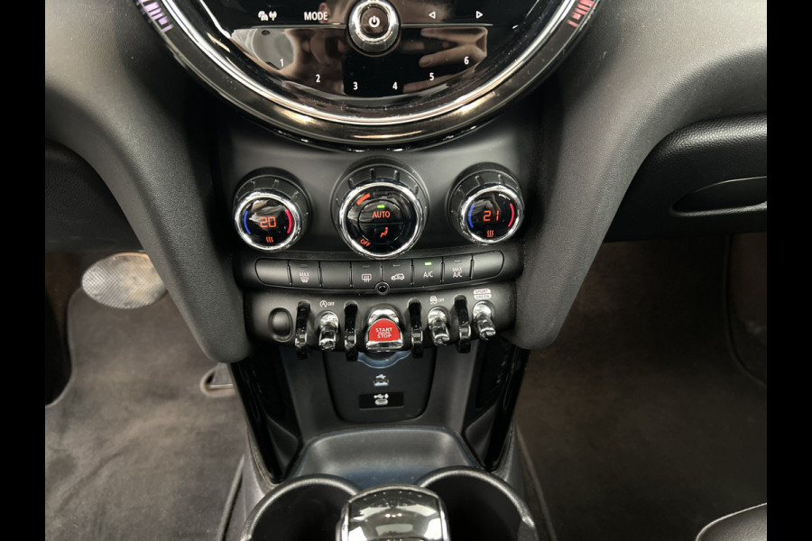 MINI 5-deurs 1.5 Cooper Camden /Panodak/Leder/Carplay/Cruise control
