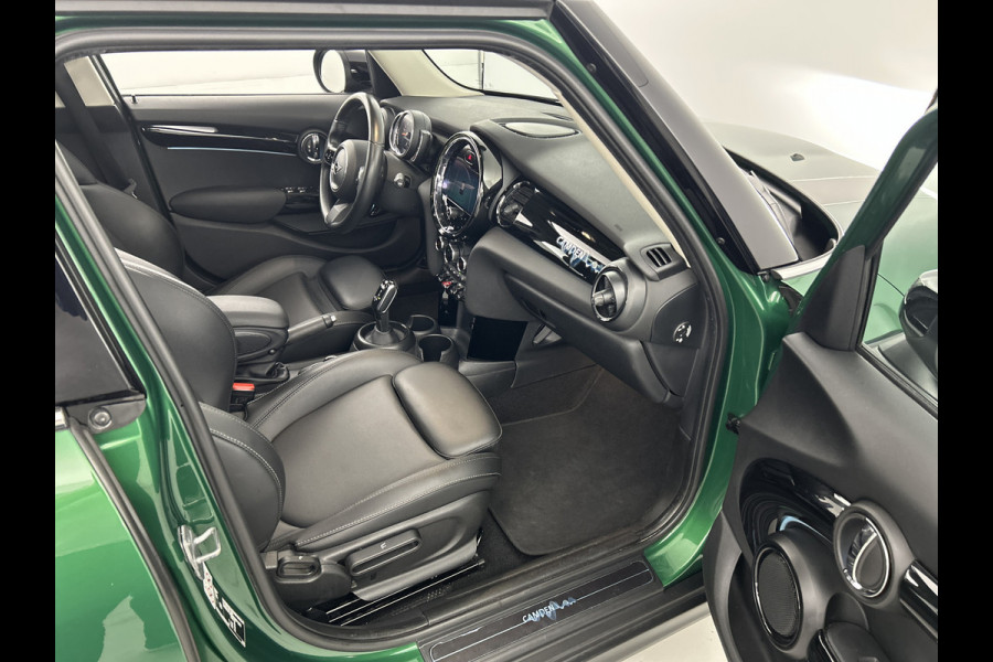 MINI 5-deurs 1.5 Cooper Camden /Panodak/Leder/Carplay/Cruise control