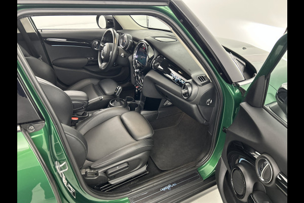 MINI 5-deurs 1.5 Cooper Camden /Panodak/Leder/Carplay/Cruise control