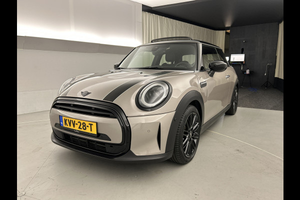 MINI 3-deurs 1.5 Cooper MINI Classic /Panodak/HUD/Cruise/stoelV/Keyless