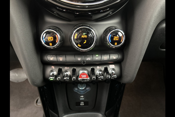 MINI 3-deurs 1.5 Cooper MINI Classic /Panodak/HUD/Cruise/stoelV/Keyless