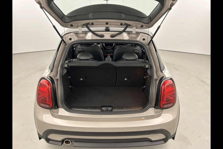 MINI 3-deurs 1.5 Cooper MINI Classic /Panodak/HUD/Cruise/stoelV/Keyless