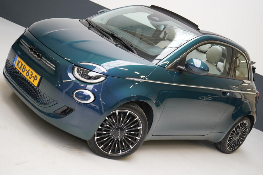 Fiat 500E Cabrio La Prima 42 kWh SoH 94,9% | Leder | Stoelverwarming | Lm velgen | Navigatie | Carplay