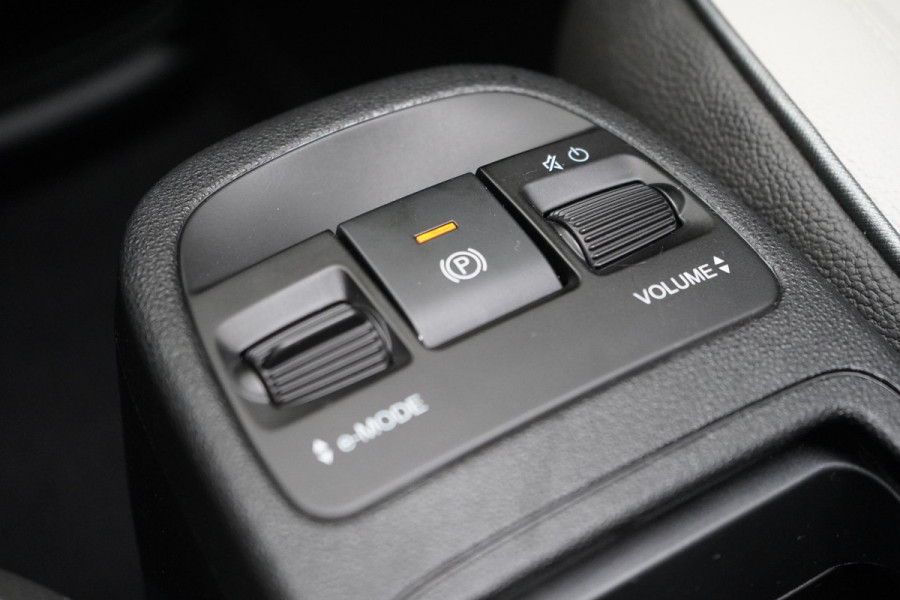 Fiat 500E Cabrio La Prima 42 kWh SoH 94,9% | Leder | Stoelverwarming | Lm velgen | Navigatie | Carplay