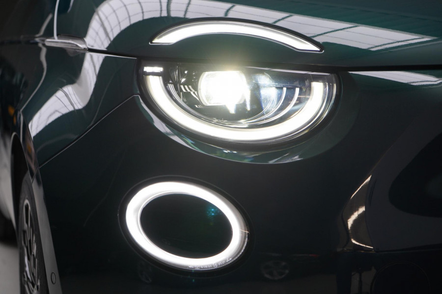 Fiat 500E Cabrio La Prima 42 kWh SoH 94,9% | Leder | Stoelverwarming | Lm velgen | Navigatie | Carplay