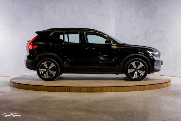 Volvo XC40 Recharge Plus 70 kWh | Adaptieve cruise | Blis | Full LED |