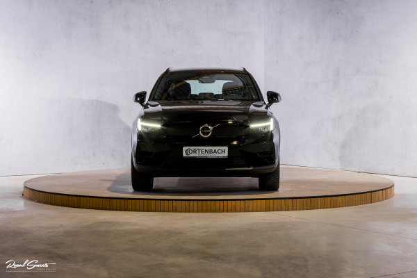 Volvo XC40 Recharge Plus 70 kWh | Adaptieve cruise | Blis | Full LED |