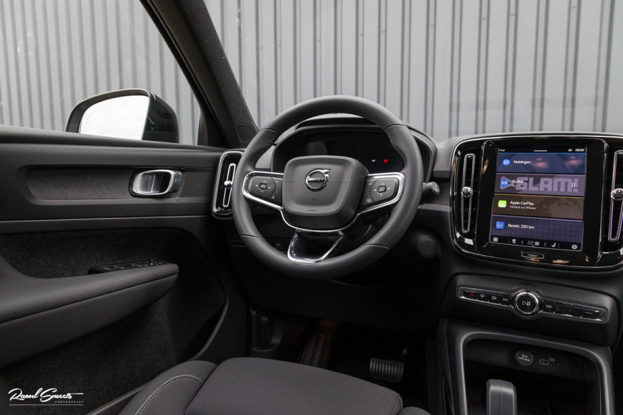 Volvo XC40 Recharge Plus 70 kWh | Adaptieve cruise | Blis | Full LED |