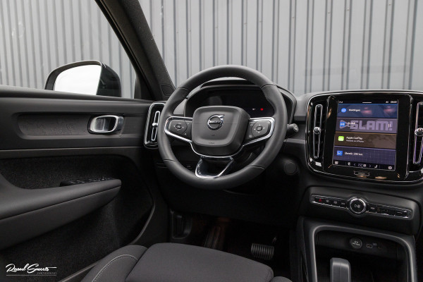 Volvo XC40 Recharge Plus 70 kWh | Adaptieve cruise | Blis | Full LED |