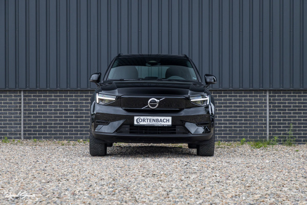 Volvo XC40 Recharge Plus 70 kWh | Adaptieve cruise | Blis | Full LED |