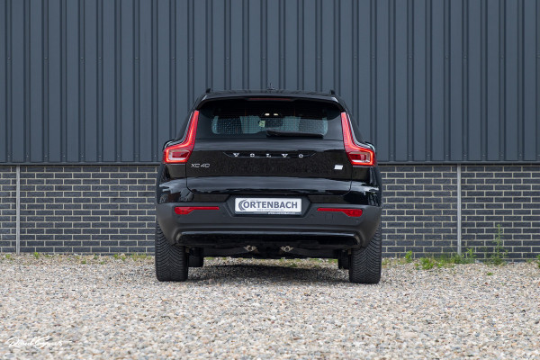 Volvo XC40 Recharge Plus 70 kWh | Adaptieve cruise | Blis | Full LED |